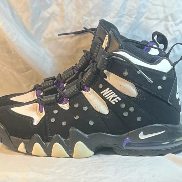 Nike Black and Purple High-Top Sneakers - Picture 3 of 8